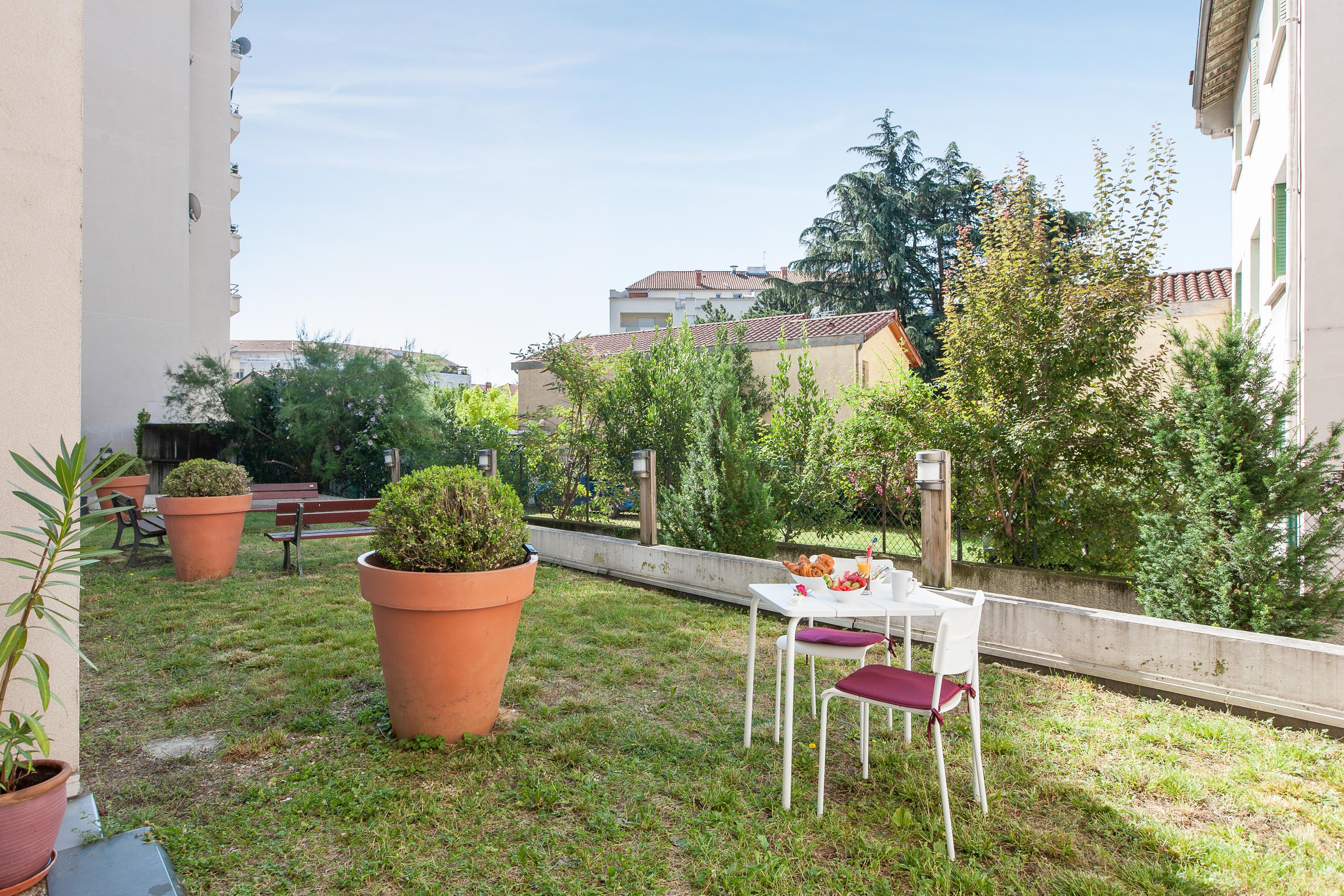 Appart'City Classic Lyon Вийёрбан Экстерьер фото
